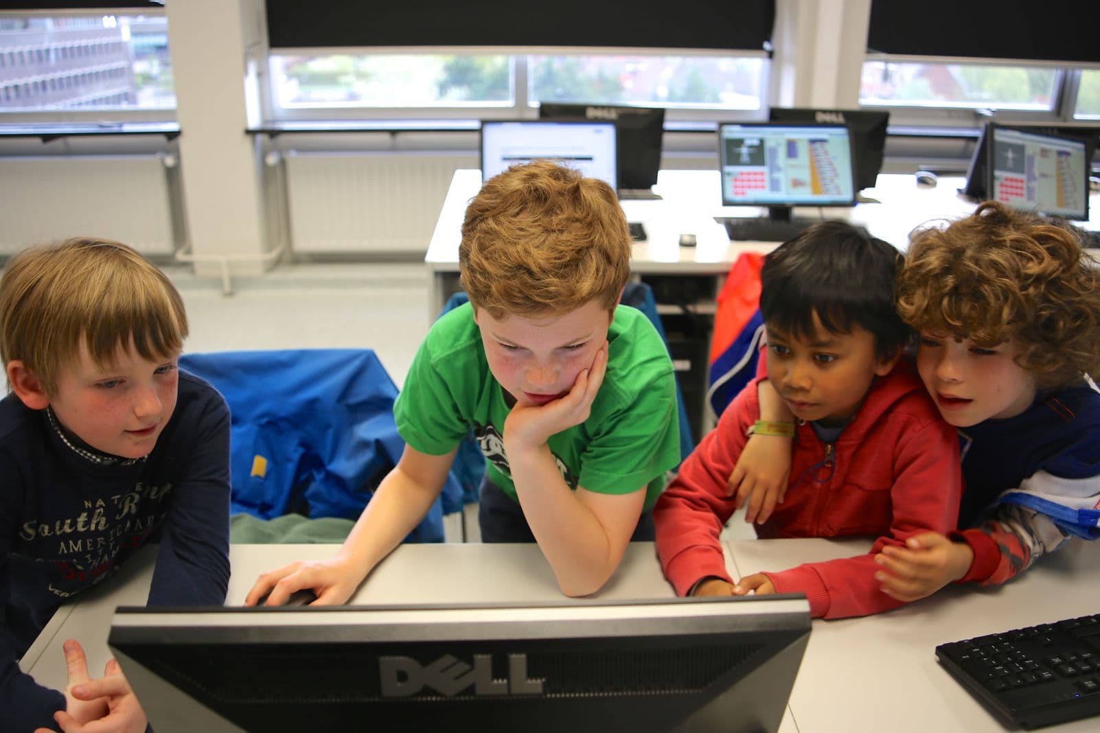 Code Fever gallerij 4fb845ee55